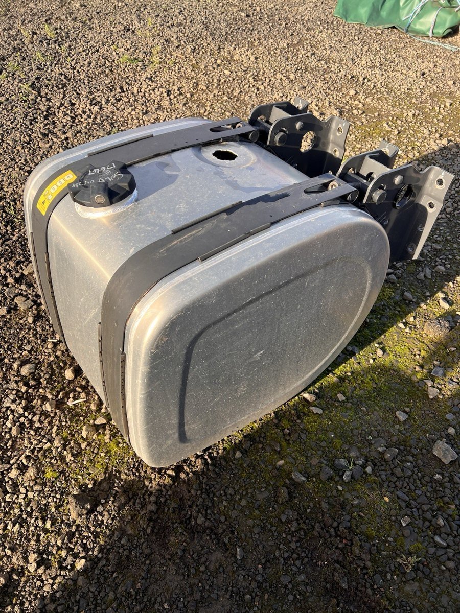 Volvo 160L Aluminium Diesel Fuel Tank with Brackets & Straps