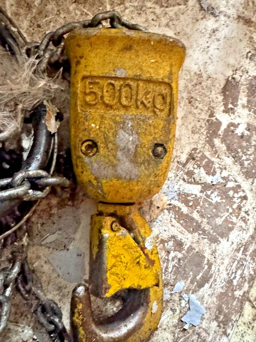 Photograph 3