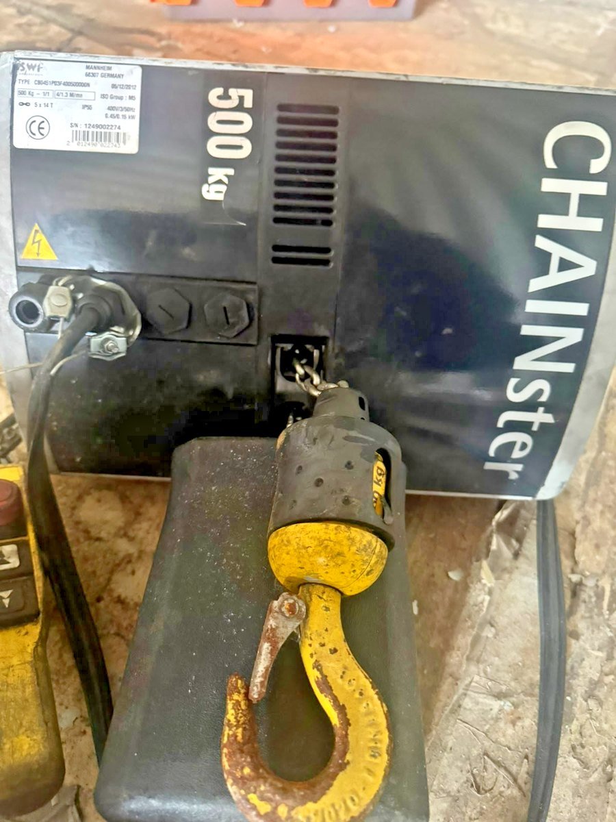 SWF CHAINster 500kg Electric Chain Hoist 400V Two Speed With Pendant